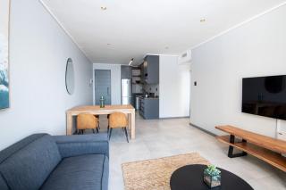 Luxury Bellagio 302 with Sea Views and Inverter - 5