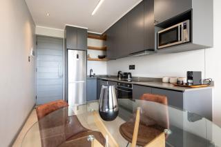 Luxury Bellagio 004 Two Bed with Inverter - Durban - 5