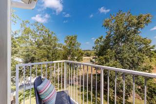 Gruene Retreat - 8