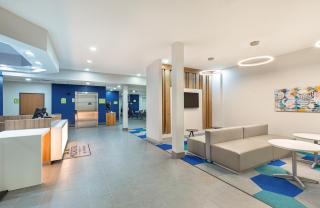 Microtel Inn & Suites Columbus North - Columbus - 7