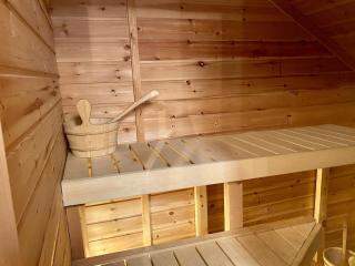 Les Angles : Haut de Chalet 100m², Sauna, 6 Pers - FR-1-758-11 - 1