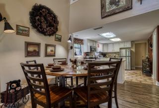 Bearadise - Sleeps 11 with a game room and resort amenities near Ober Gatlinburg - Gatlinburg - 4