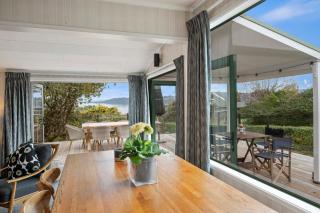 Radiant Rainbow Point - Taupo Holiday Home - Taupo - 5