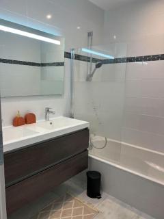 Maison neuve de standing 150 m2 - Croix-Chapeau - 2