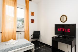 City Center 8'Minutes! FREE Wi-fi & Netflix 'Simona's Retreat' By TILO - Genova - 2