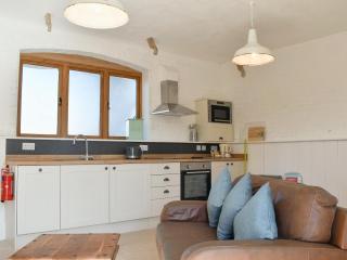 The Nags Stable - Ukc4136 - Arlingham - 0