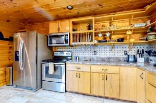 Cherokee Sunrise Cabin - Mineral Bluff - 1