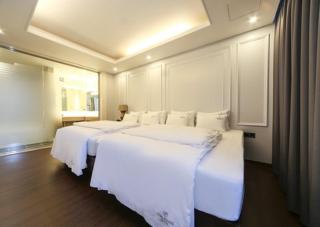 Yangsan Time Square Hotel - Yangsan - 2