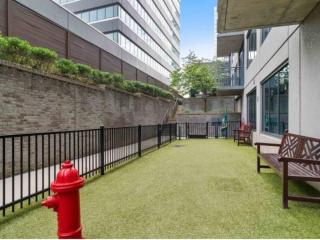 The Luxe -Highrise, Balcony, Year-round Pool, City View! - Atlanta - 8