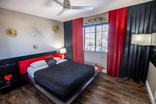 1800 SqFt House W/Heated Pool Spa 13Min From Strip - Henderson - 1