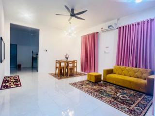 Hayyan Homestay Kuala Lipis - 2