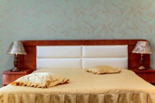 Hotel Amphitryon - Bucarest - 5