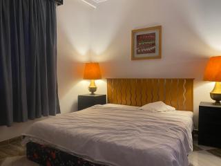 Blissful town center Bedroom by the Marina Sheraton Sheraton Plaza Suite - Hurghada - 6
