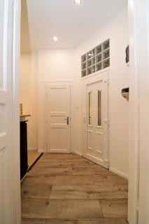 Roxy Studio 4-B - Budapest - 1
