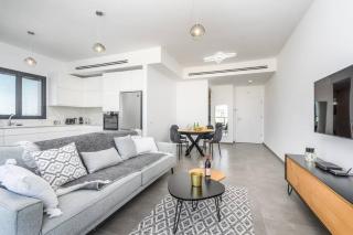 Bat Yam SEA VIEW 2BR/2Bath in New Building - Bat Yam - 8