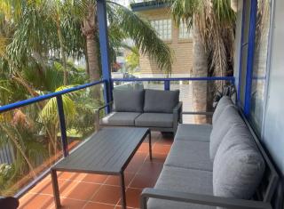 Copacabana 4 61 Sandy Point Rd - water views, air con and WiFi - Corlette - 1