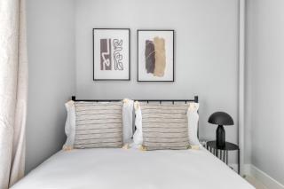 LES 1BR w Elevator WD Roof nr parks NYC-789 - 5