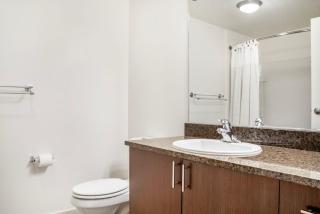 Bellevue studio w gym bbq nr coffee shops SEA-629 - 1