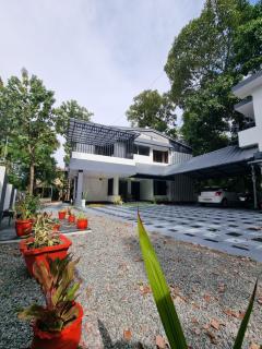 ShearaZ Castle - Kāyankulam - 6