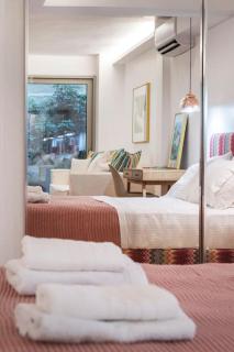 Luxury stay with garden, US embassy - Atene - 9