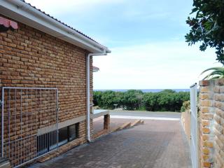 Great White Accommodation - 7