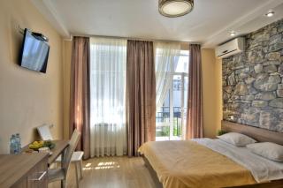 Golden Gate Inn - Kiev - 9