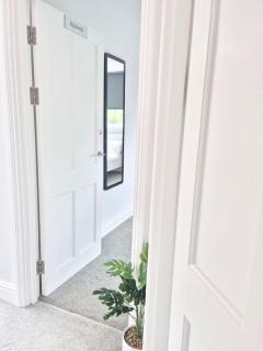 Hyland Apartment by CityNest - Chelmsford - 4