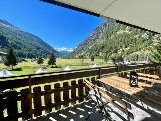 Mountain magic apartment for 6 Near Zermatt with parking! - Täsch - 0