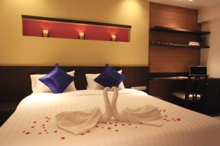 Chateau de Sukhumvit - 3