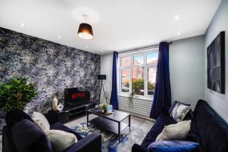 Exquisite London Home - Parking - Sleeps 10 - Dagenham - 5