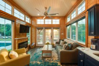 about 11 Mi to Lake Whitney Tree-Lined Cabin with Deck - Whitney - 8