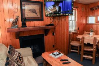 Lazy R Cottages- 2 cabin - 9