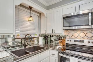Edmond Home Near Colleges, Lakes, and Shopping! - Edmond - 2