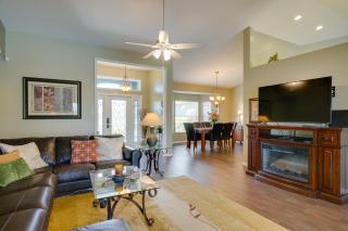 Chic Cape Coral Retreat with Pool and Canoe Access - Cape Coral - 8