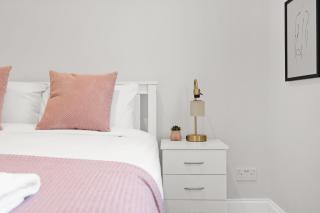 Luxury 3 bedroom house in Limehouse, close to city! Sleeps 6-8! - London - 1