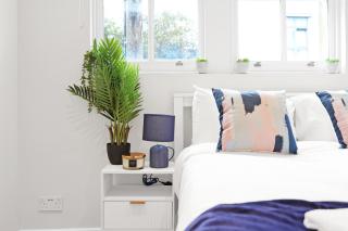 Luxury 3 bedroom house in Limehouse, close to city! Sleeps 6-8! - London - 0
