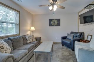 Van Buren Retreat with Shared Fire Pit and Grills! - Van Buren - 7