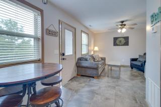 Van Buren Retreat with Shared Fire Pit and Grills! - Van Buren - 4