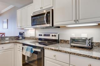 Dauphin Island Condo in Holiday Isle with Balcony! - Dauphin Island - 4