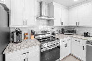 Colony Retreat - The Colony - 4