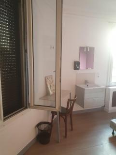 Hotel Aux Bons Amis - Reims - 4
