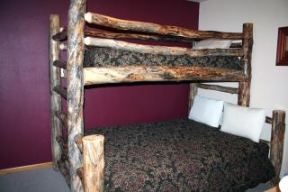 Lazy R Cottages- 17 cabin - 2