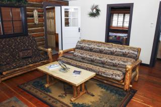 Triple R Cottages- 1 cabin - 8