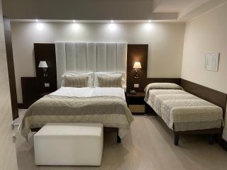 International Beach Hotel - 3