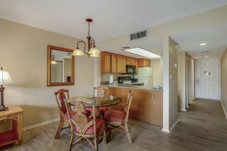 Fabulous Park Shore Condo - Naples - 5