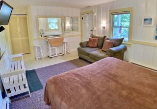 The Carmel Nest / #1 Oak Crest - Eureka Springs - 4