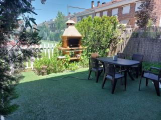 Chalet urbano en Salamanca - Santa Marta de Tormes - 0