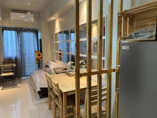 1 Bedroom with balcony - Manila - 8