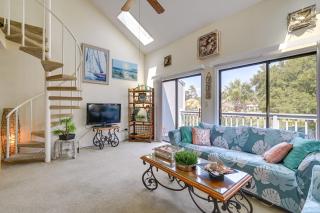 Balcony and Community Perks Condo in Surfside Beach - Myrtle Beach - 0