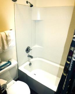 Lazy R Cottages- 7A cabin - 3